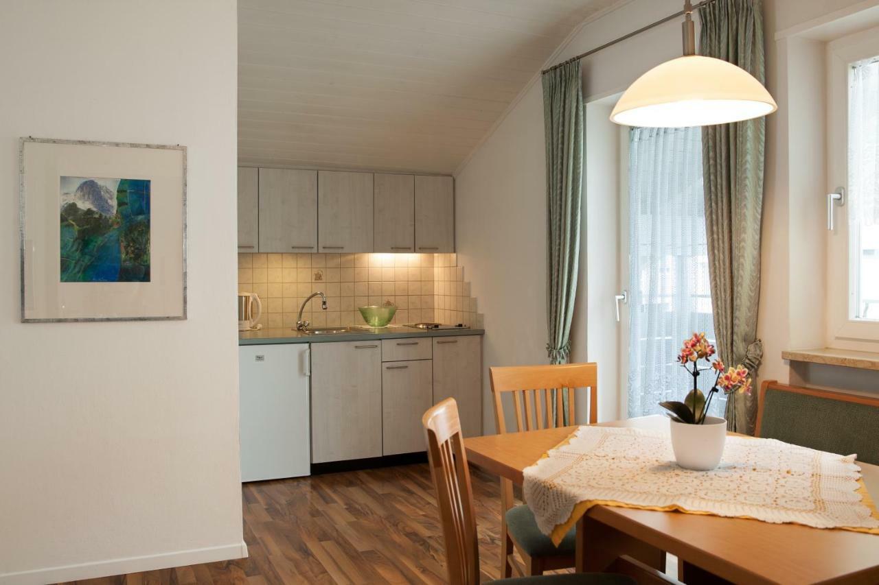 Ferienwohnung Haus Schweitzer Naturns Exterior foto